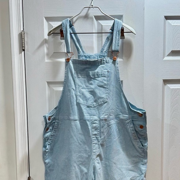 Universal Thread Blue Overalls Corduroy Texture - Picture 5 of 5